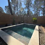 펜션 Maison Neuve Classement 3 Etoiles Avec Acces Prive Piste Cyclable, 6 Personnes *
