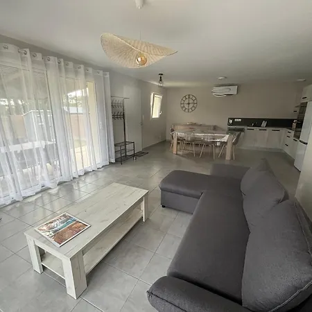 Maison Neuve Classement 3 Etoiles Avec Acces Prive Piste Cyclable, 6 Personnes