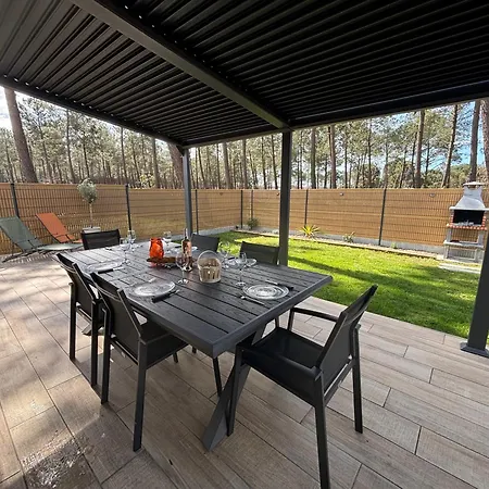 Holiday home Maison Neuve Classement 3 Etoiles Avec Acces Prive Piste Cyclable, 6 Personnes *