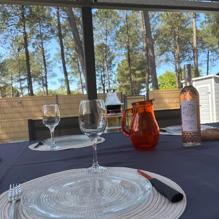 Maison Neuve Classement 3 Etoiles Avec Acces Prive Piste Cyclable, 6 Personnes